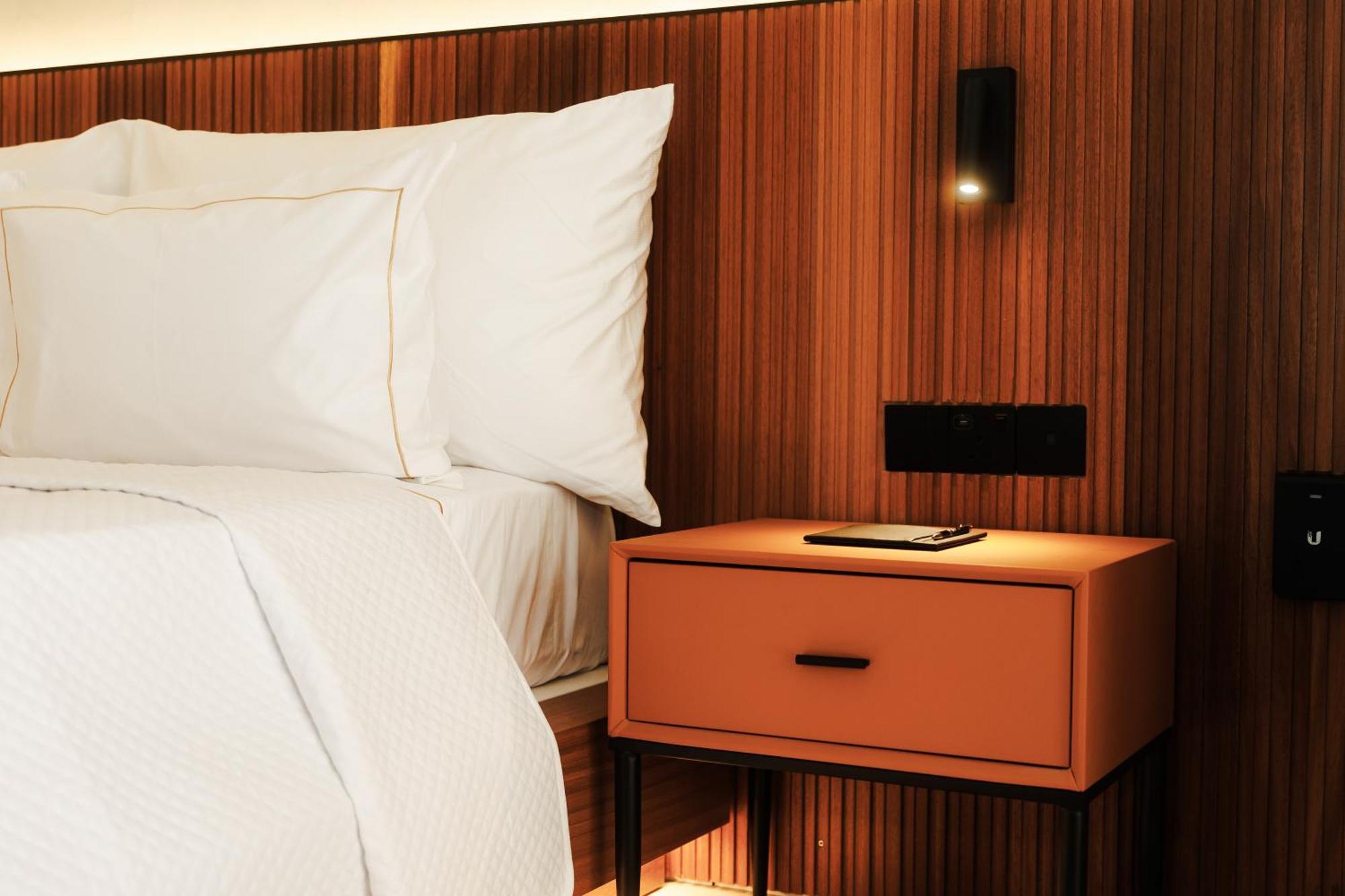 M Boutique Hotel - Designed For Adults Paphos Pokoj fotografie